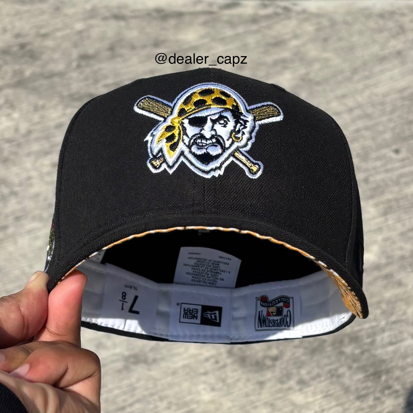 7 1/2 • PIRATES PITTSBURGH