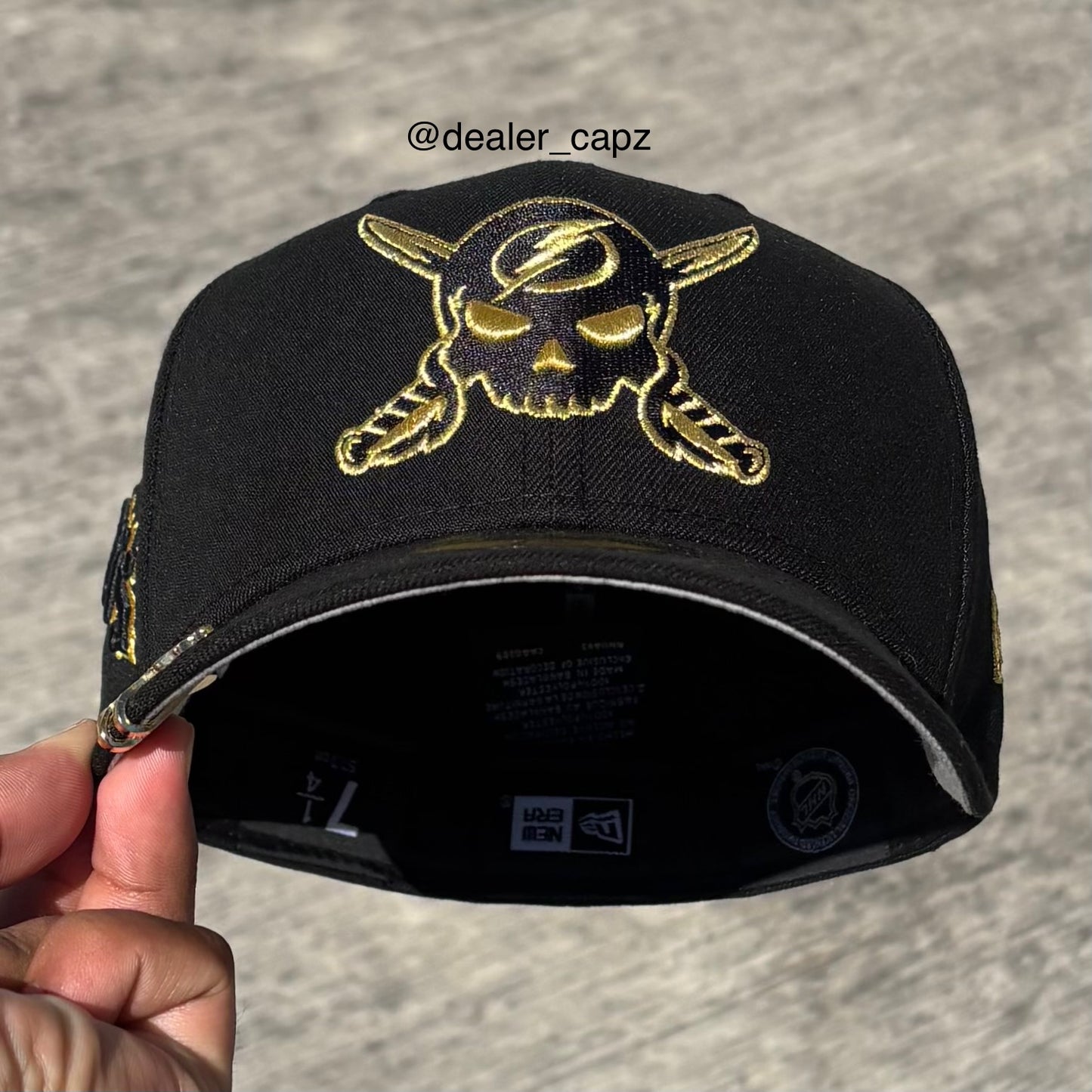 7 • 7 1/4 • 7 3/8 BOLTS GOLD