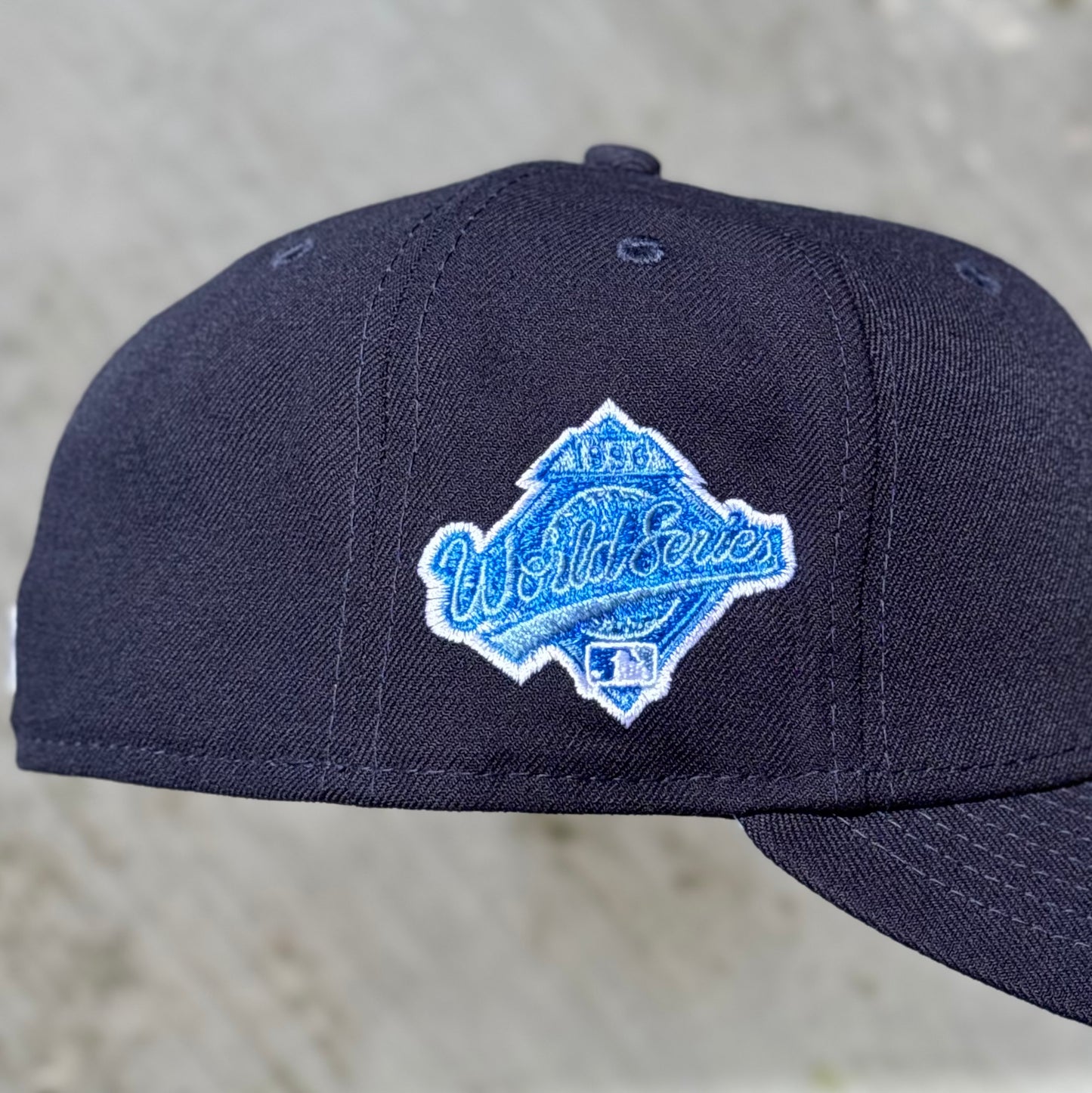 7 1/2 NY YANKEES BLOOM