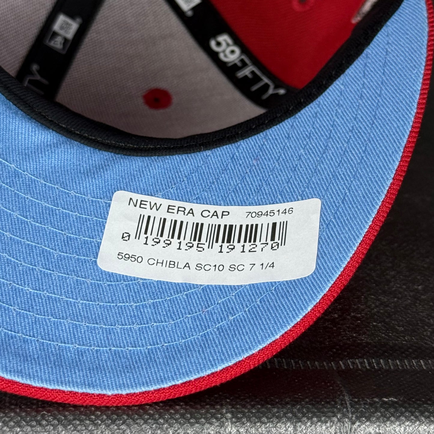 7 1/4 • 7 1/2 CHICAGO BLACKHAWKS