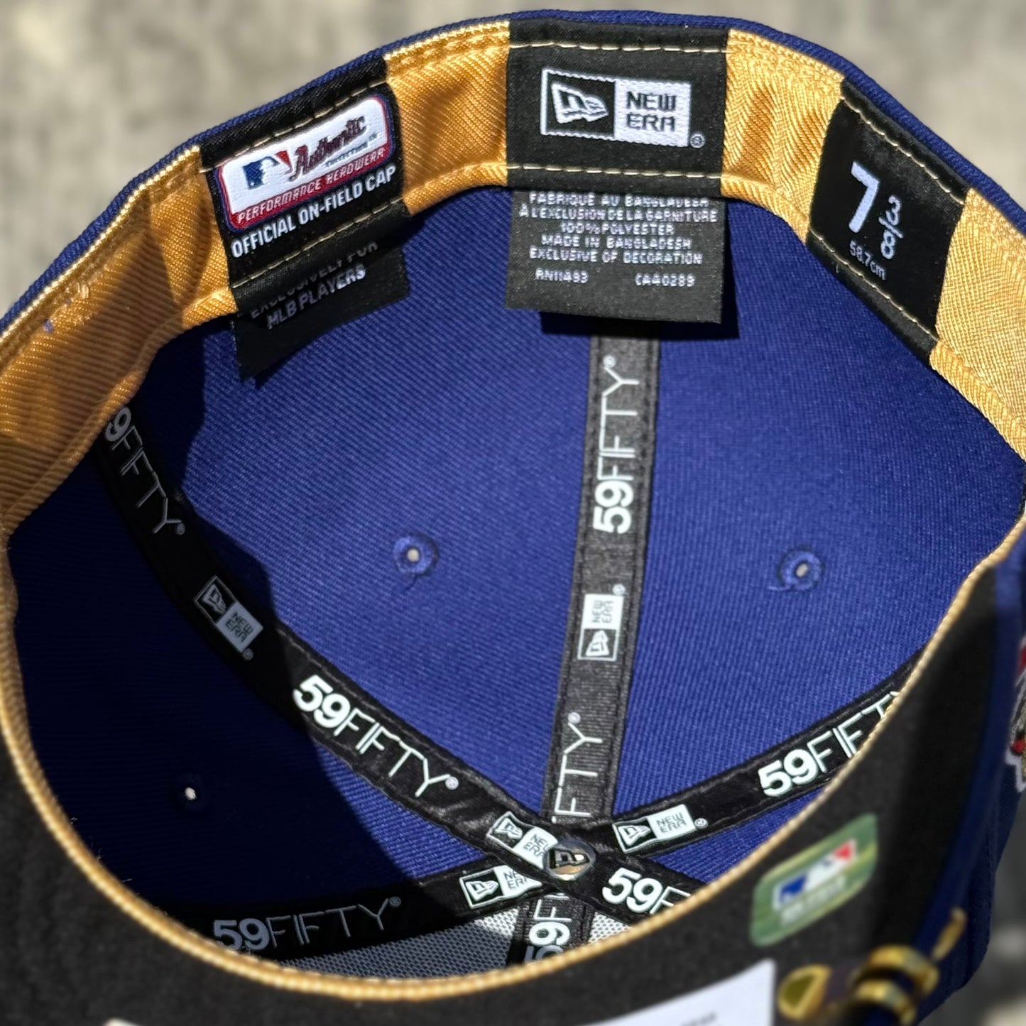 7 1/8 • 7 1/4 • 7 3/8 LA DODGERS GOLD