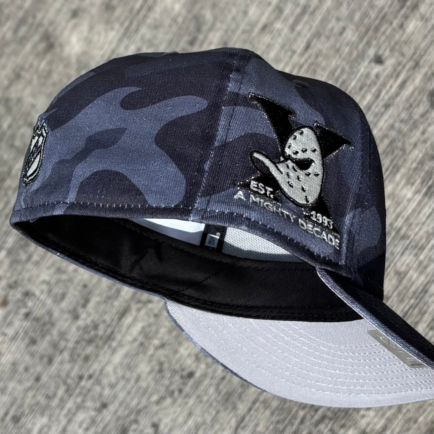 7 1/8 • 7 1/4 • 7 3/8 ANAHEIM DUCKS CAMO GLOW