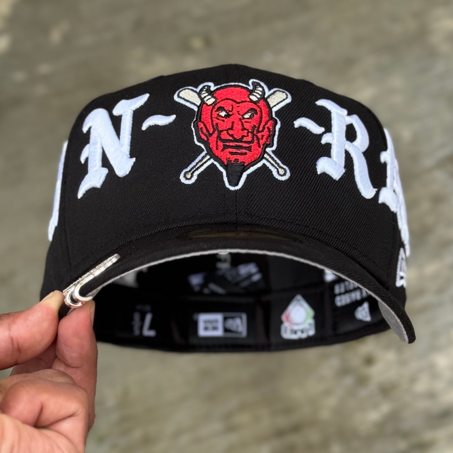7 • 7 1/8 • 7 7/8 • BXR x DIABLOS ROJOS MÉXICO