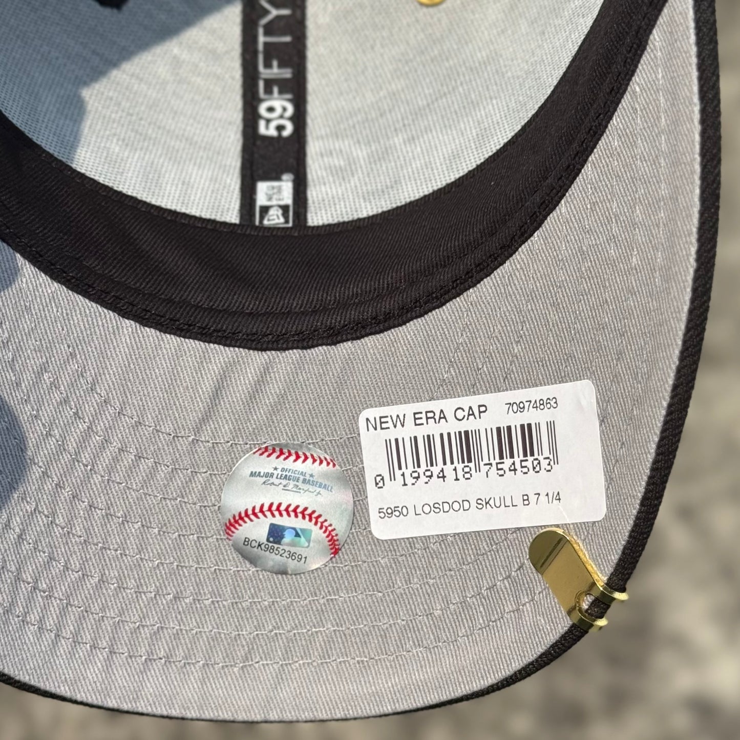 7 • 7 1/2 LOS ANGELES DODGERS SKULL