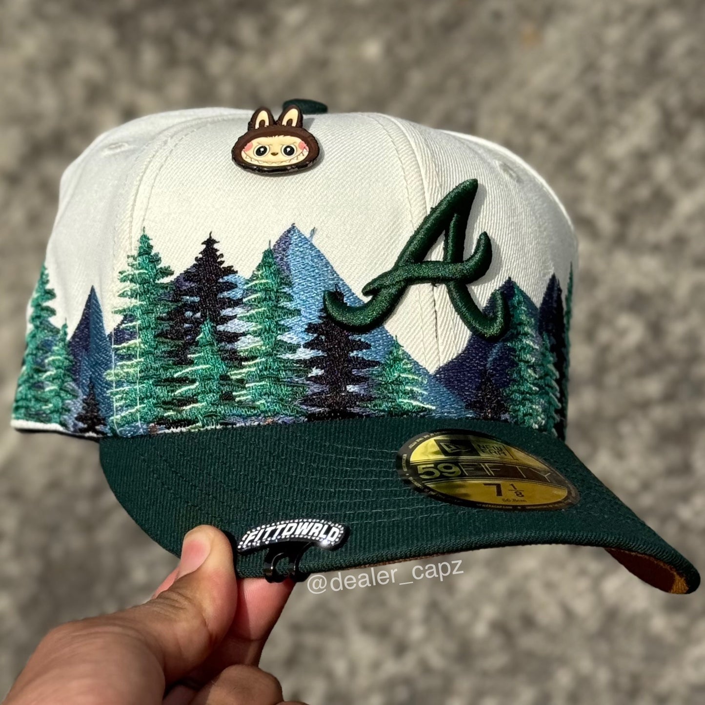 7 • ATLANTA BRAVES OUTDOOR