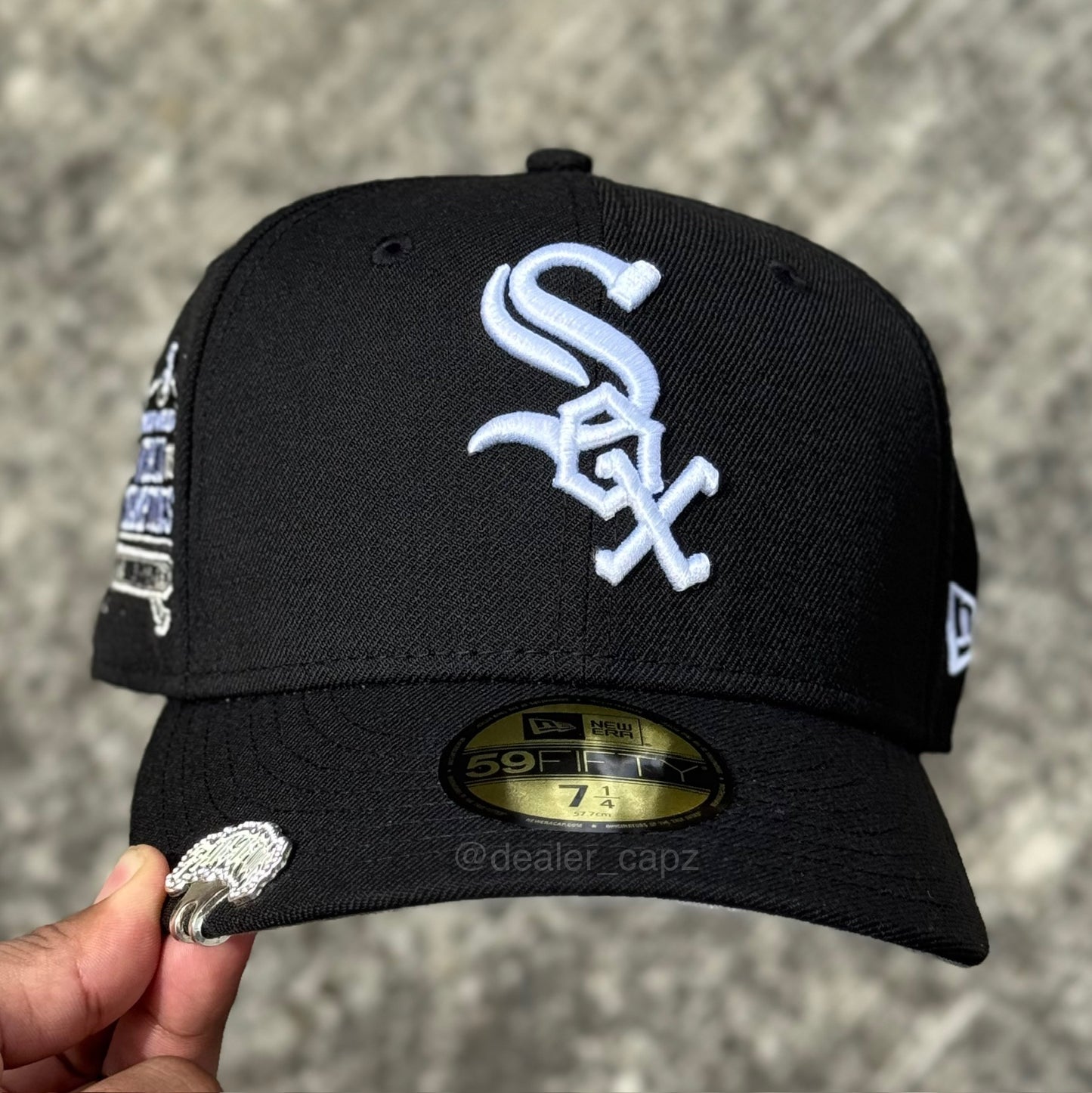 7 1/8 • 7 1/4 • 7 3/8 CHICAGO WHITE SOX