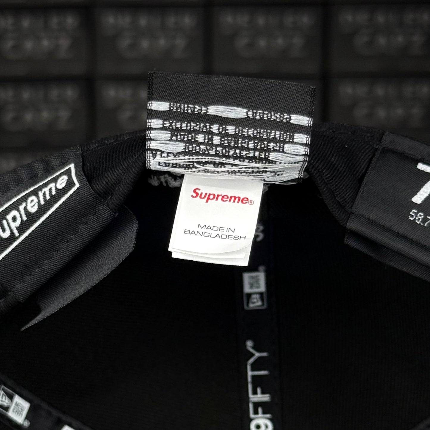 SUPREME BOX LOGO “RINGS”
