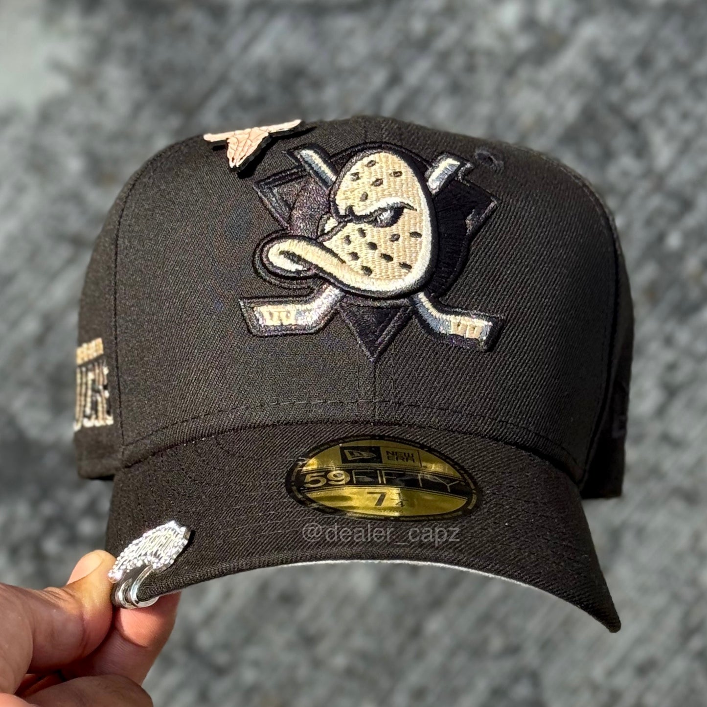 7 • 7 1/4 • 7 3/8 ANAHEIM DUCKS