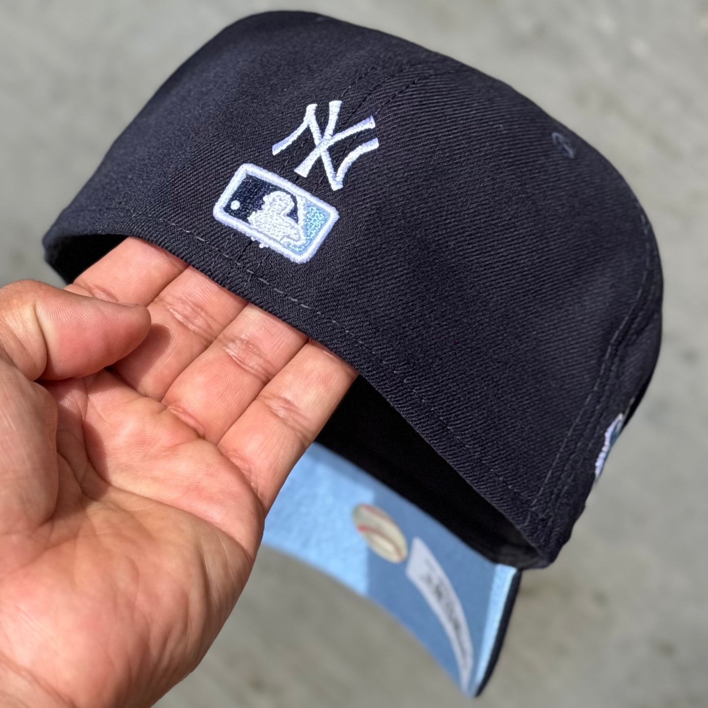 7 1/2 NY YANKEES BLOOM