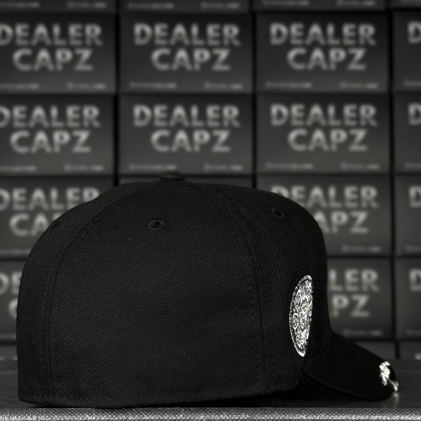 SKULL AZTECA METALLIC BLACK