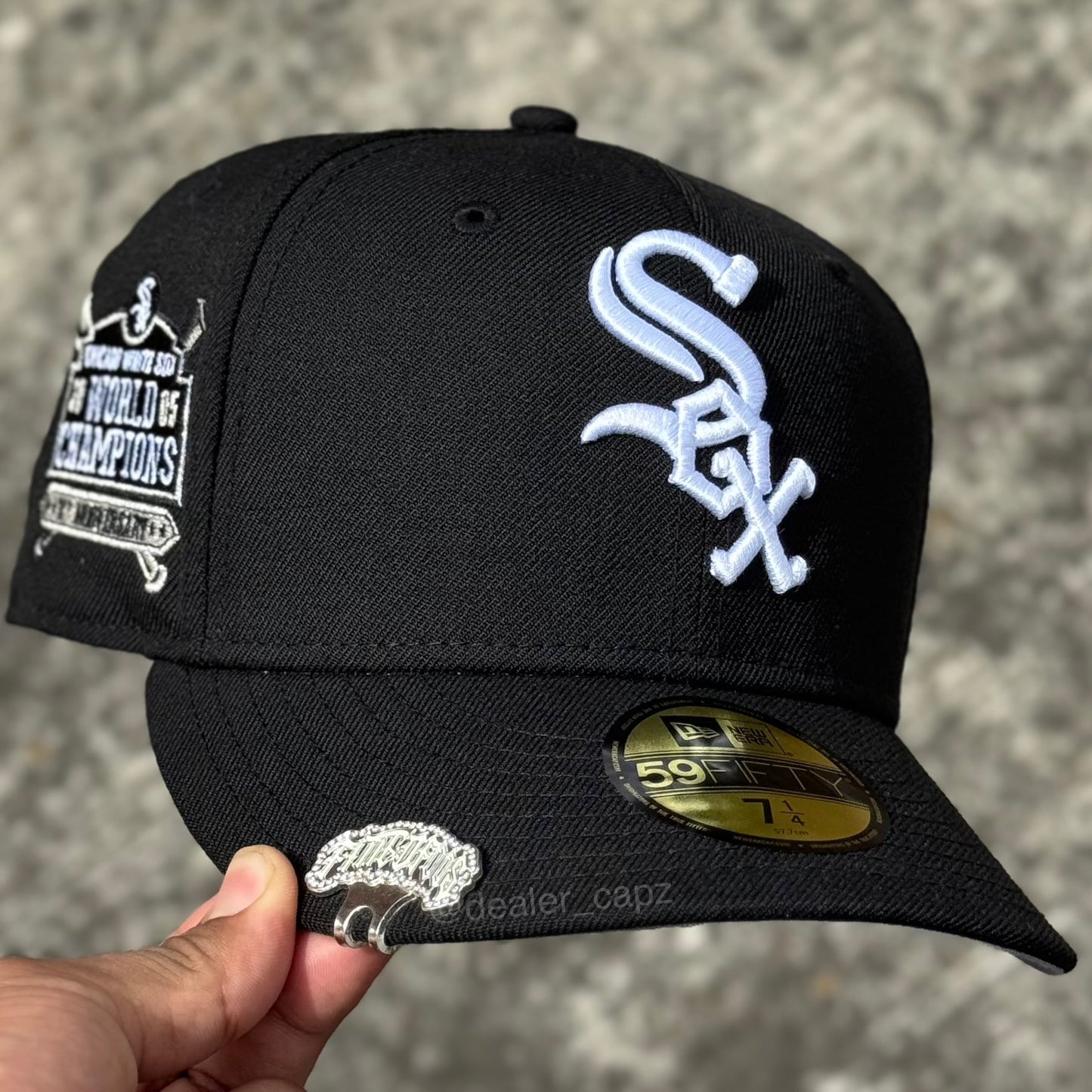 7 1/8 • 7 1/4 • 7 3/8 CHICAGO WHITE SOX