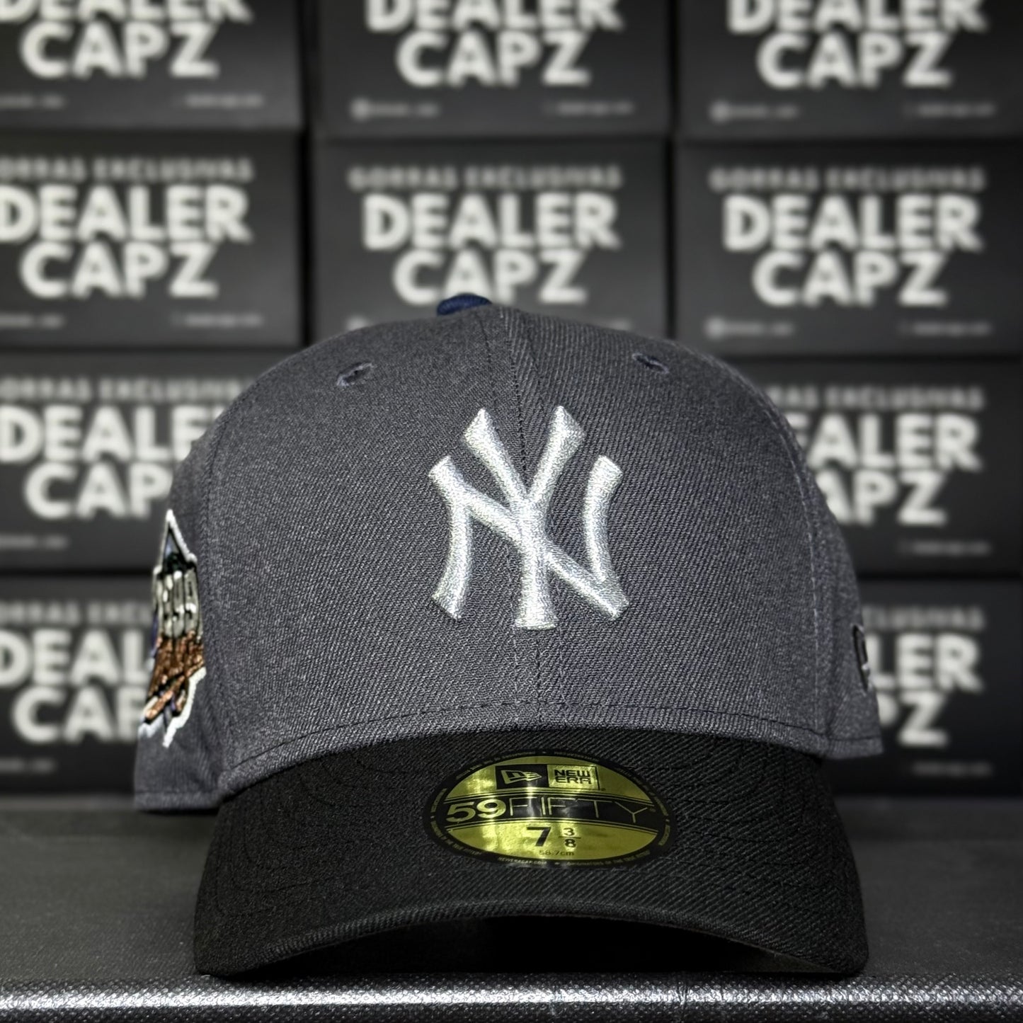 NY YANKEES METALLIC