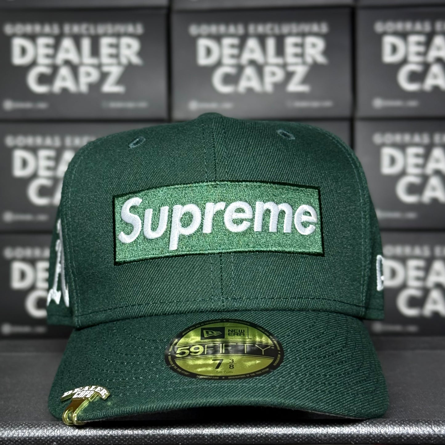 SUPREME BOX LOGO “MLB”