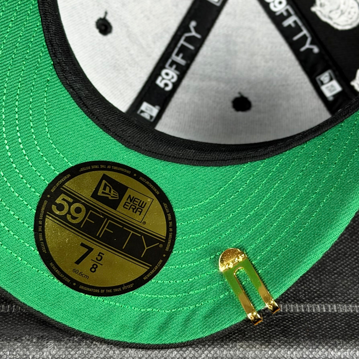 SUPREME x SPITFIRE x NEW ERA