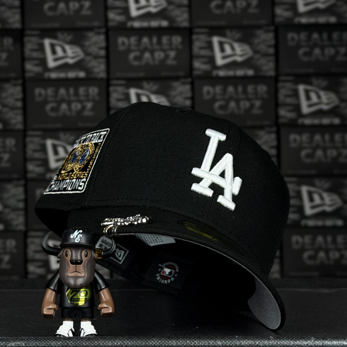 LOS ANGELES DODGERS “BACK TO BACK” 24/25