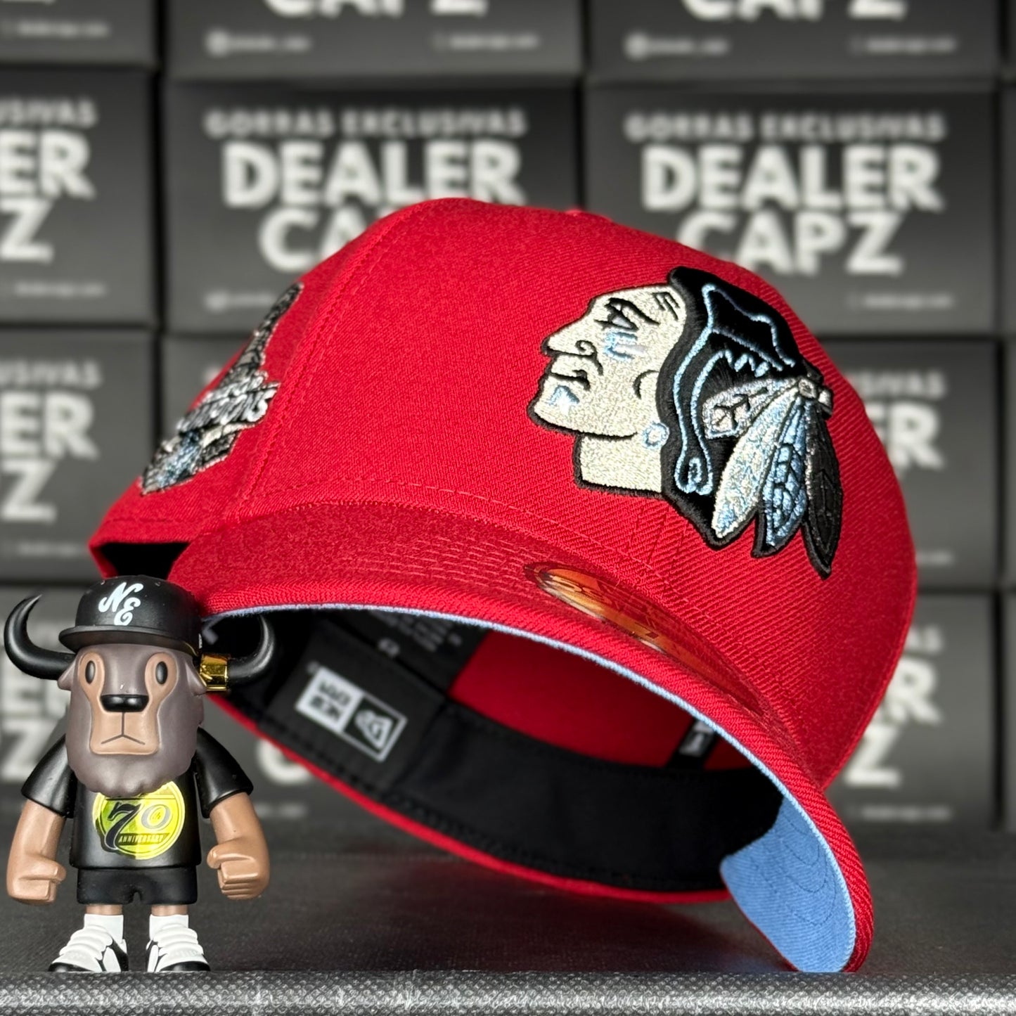 7 1/4 • 7 1/2 CHICAGO BLACKHAWKS