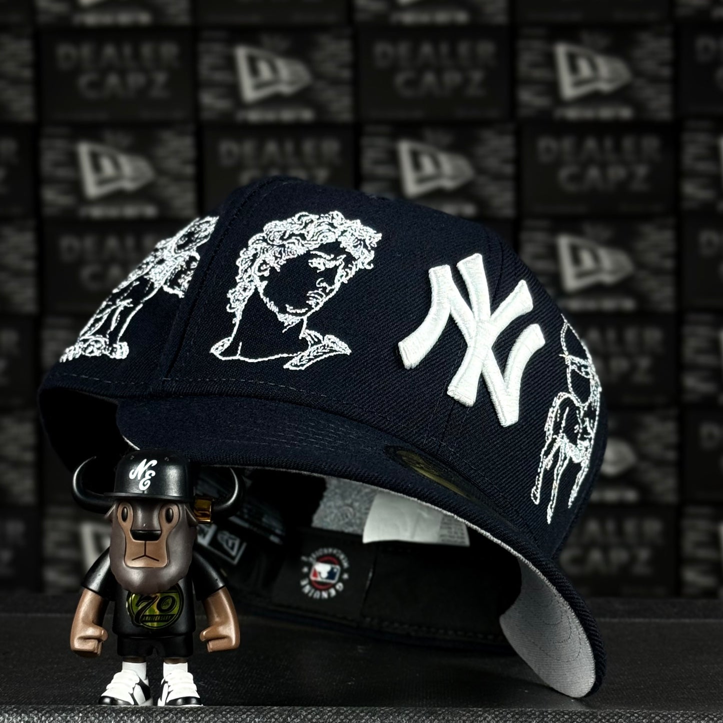 NEW YORK YANKEES “MYTHICAL”