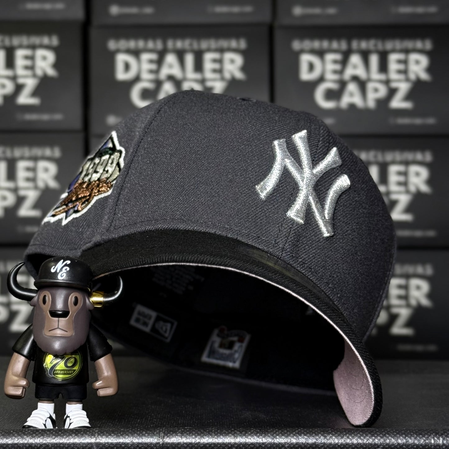 NY YANKEES METALLIC