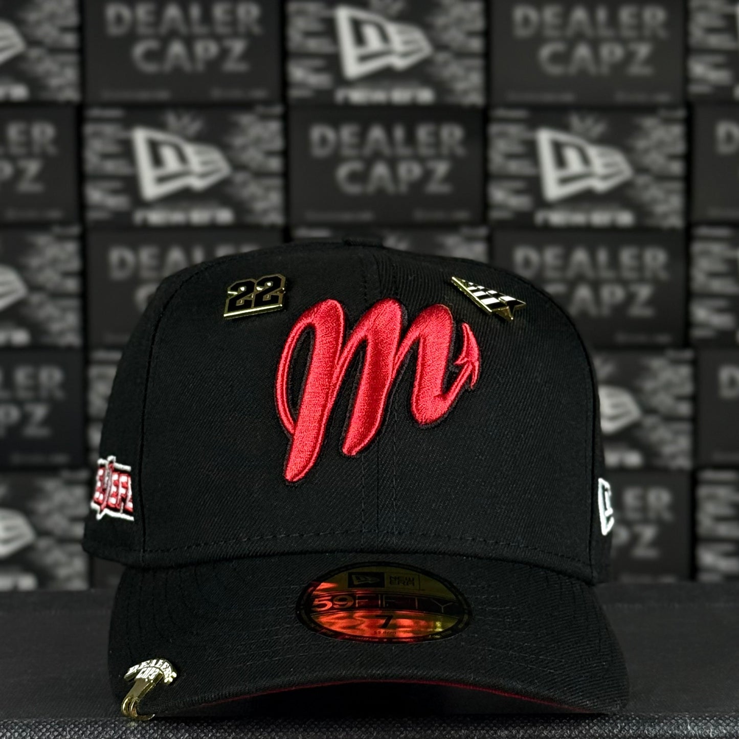DIABLOS ROJOS x PAPER PLANES x CANO