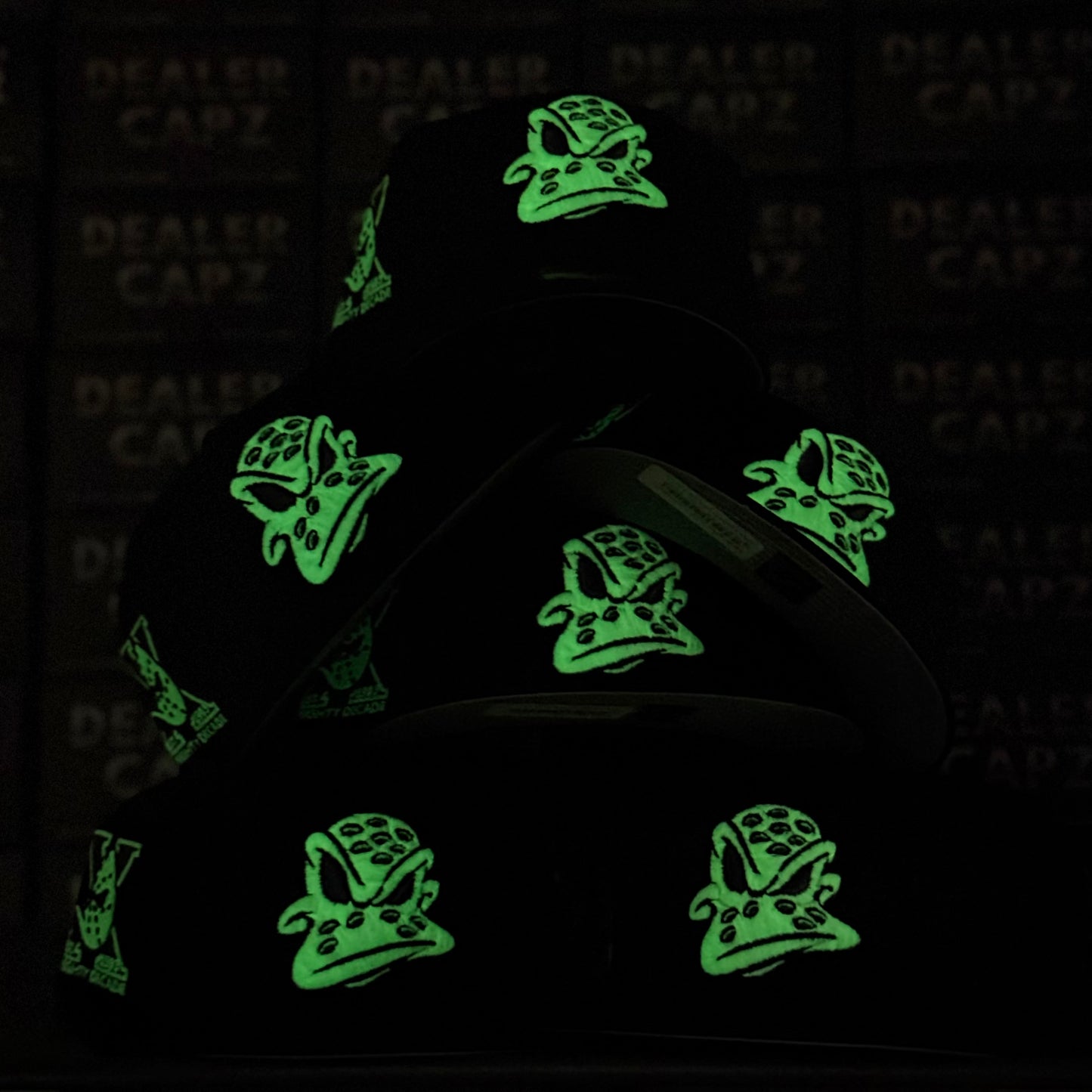 ANAHEIM DUCKS (GLOW)