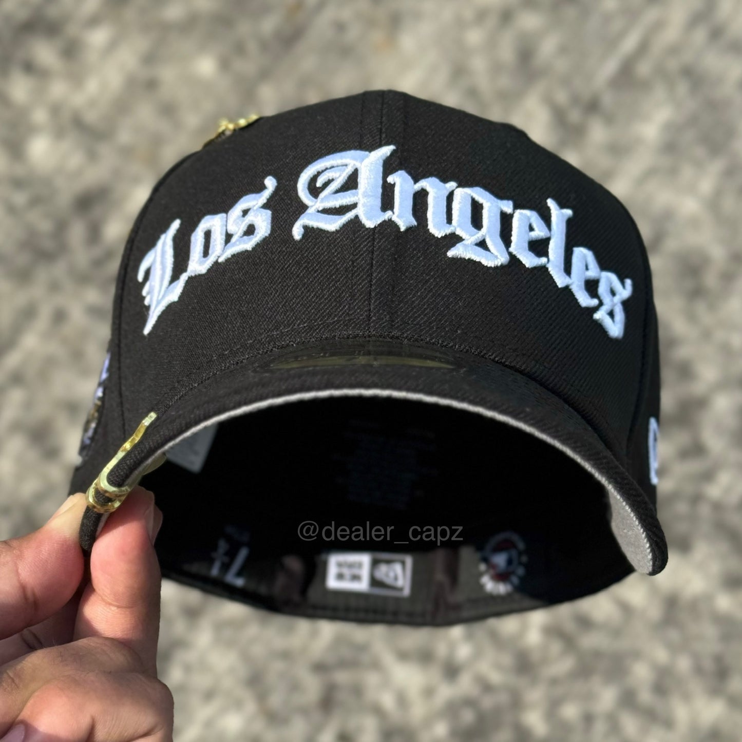 7 • 7 1/2 LOS ANGELES DODGERS SKULL