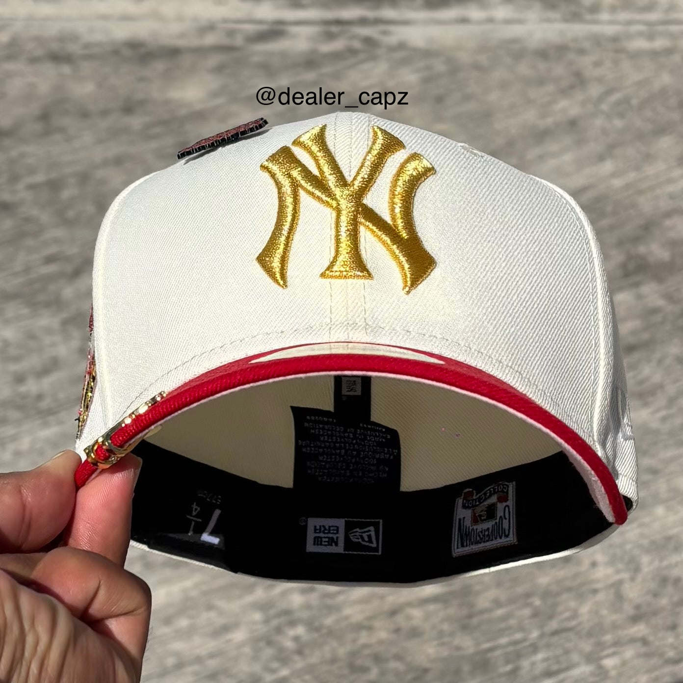 7 • 7 1/2 • NEW YORK YANKEES GOLD