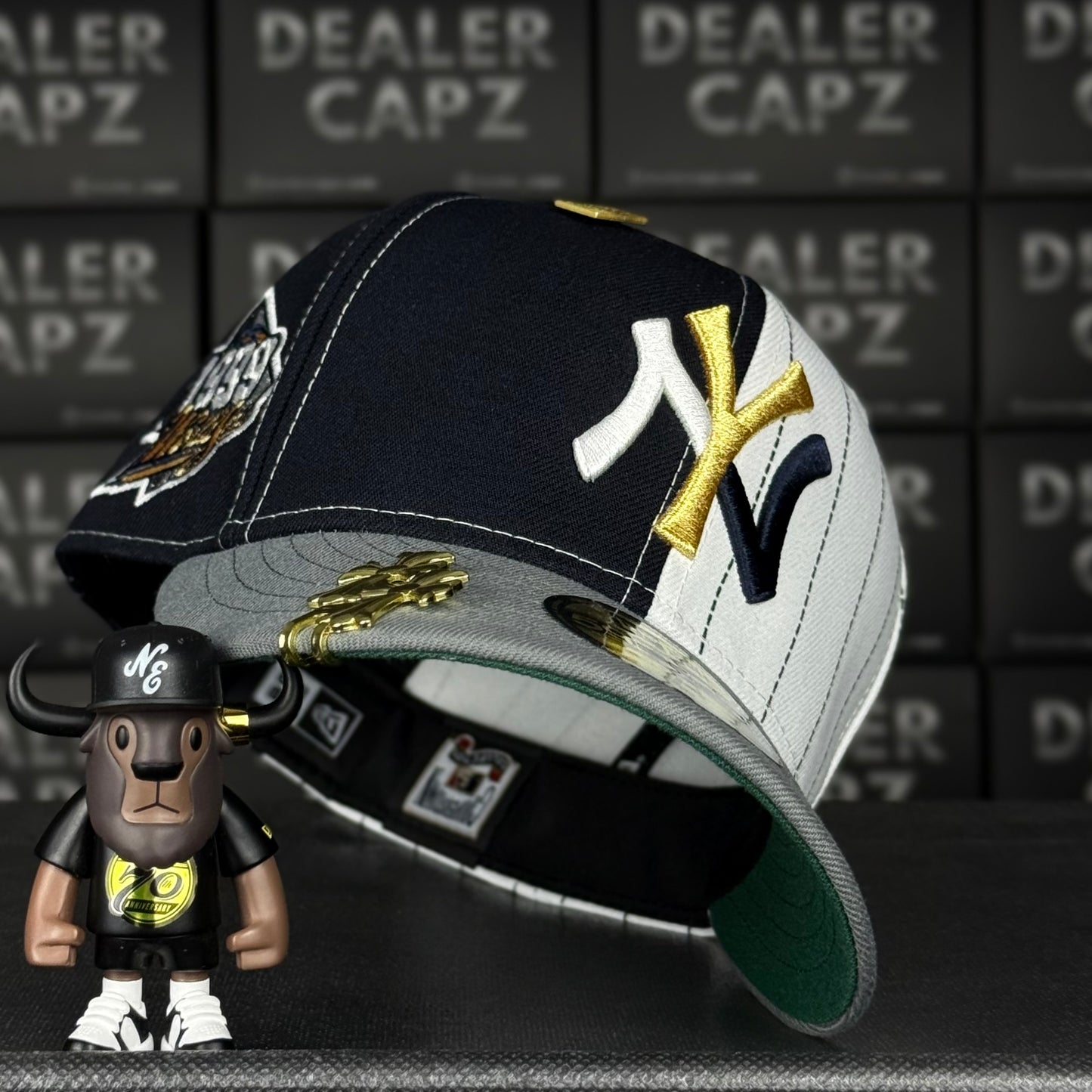 NY YANKEES “SPLIT PANEL”