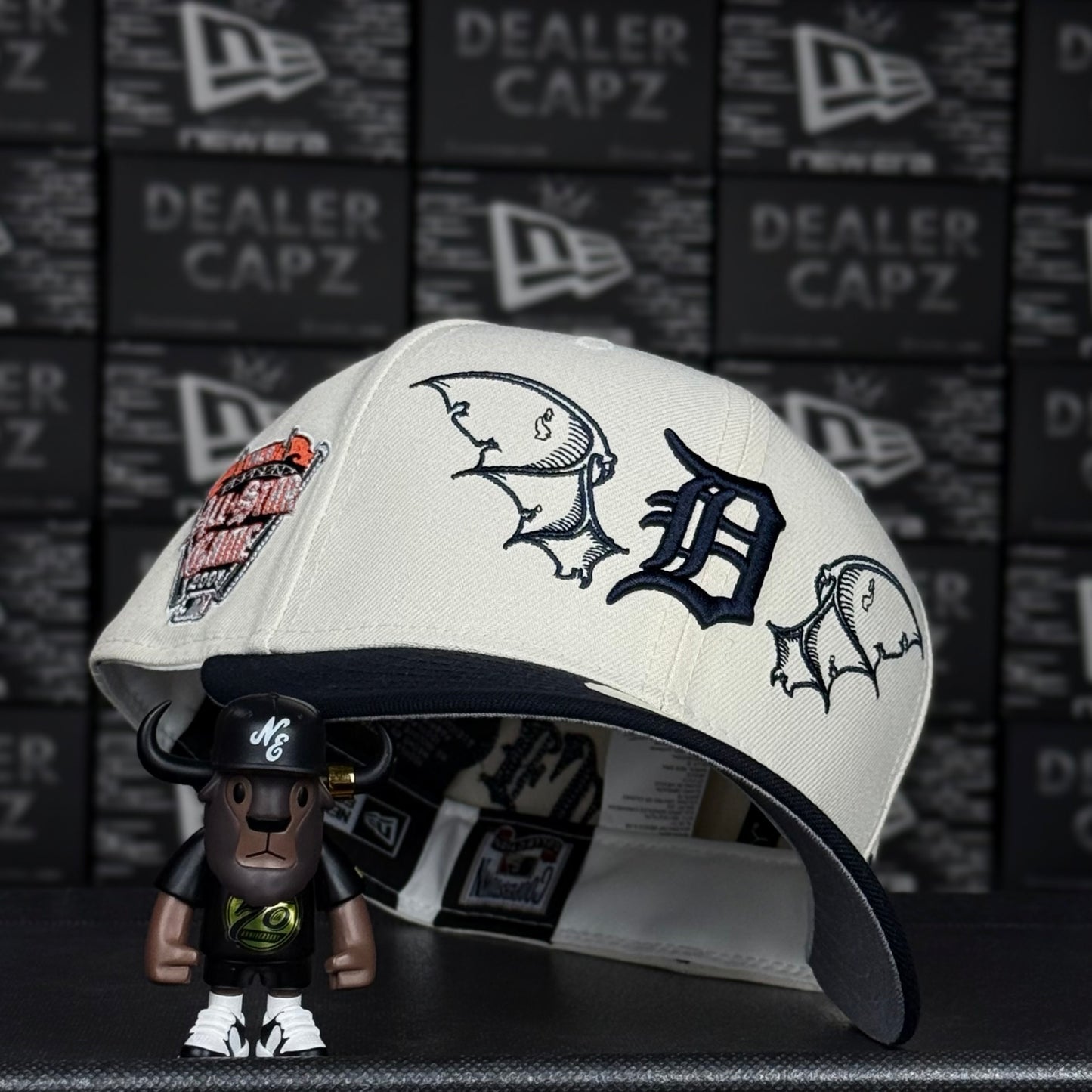 DETROIT TIGERS “WINGS”