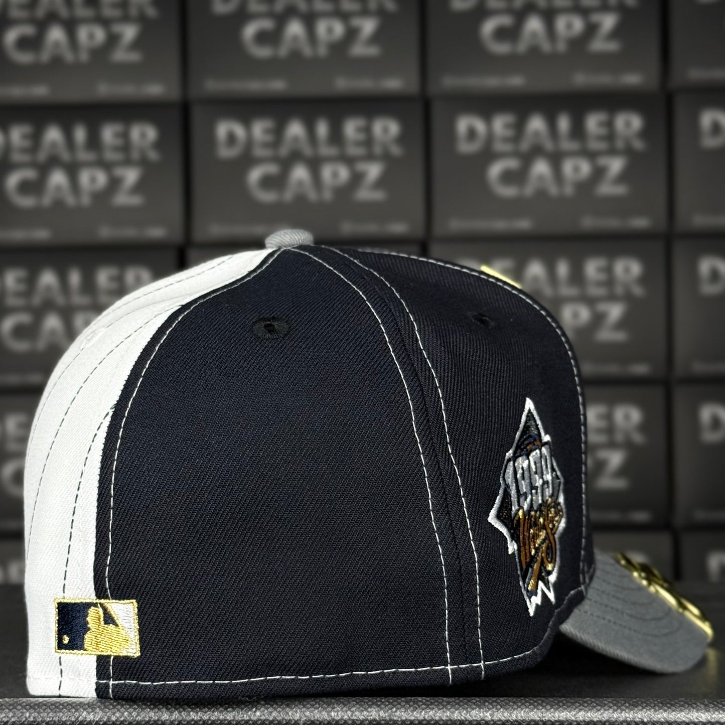 NY YANKEES “SPLIT PANEL”
