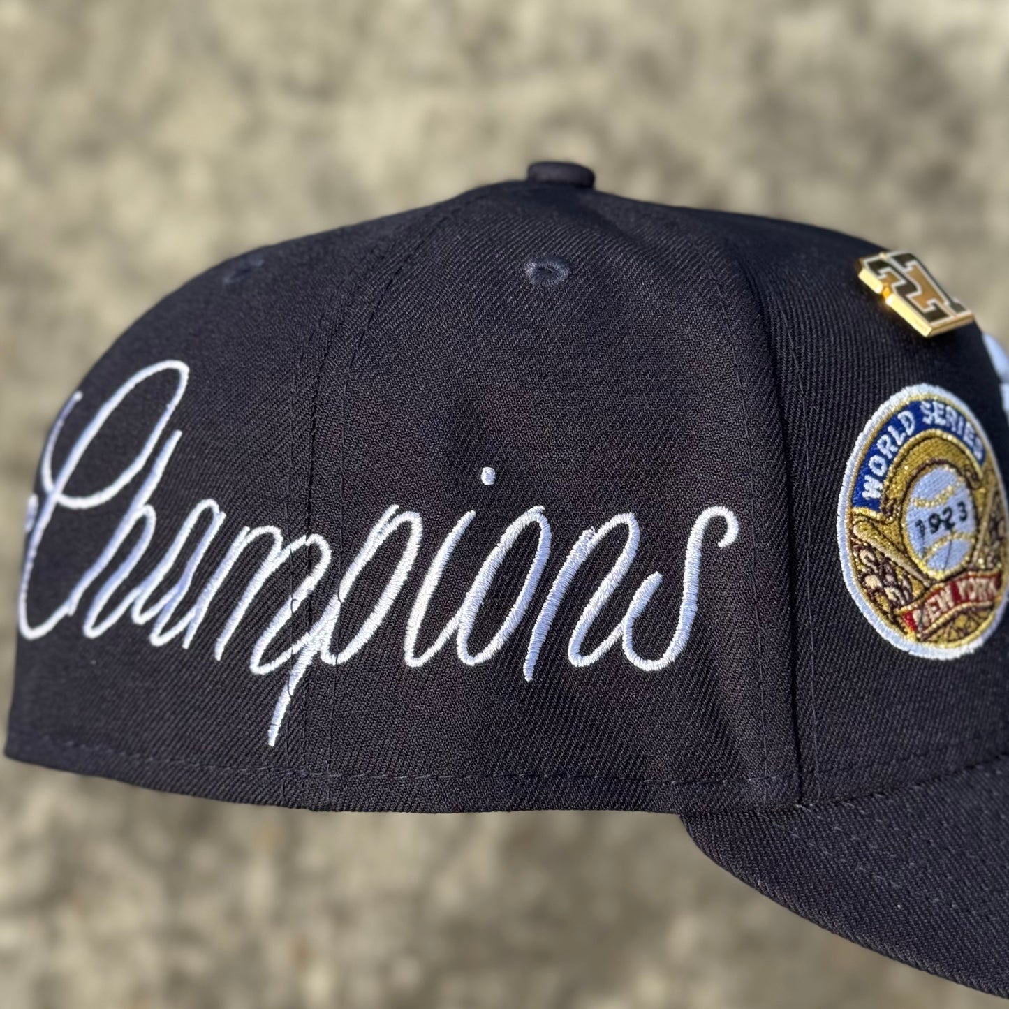 7 1/2 • YANKEES WORLD CHAMPIONS