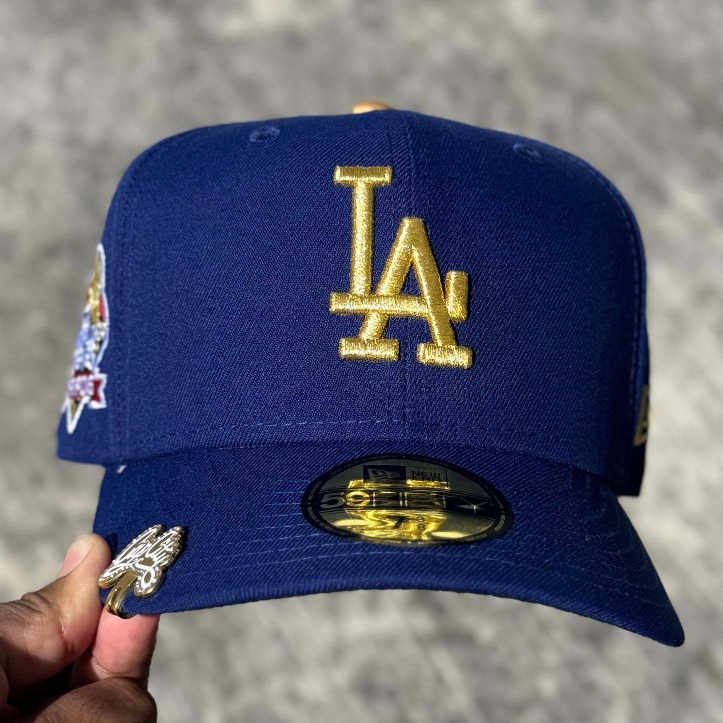 7 1/8 • 7 1/4 • 7 3/8 LA DODGERS GOLD