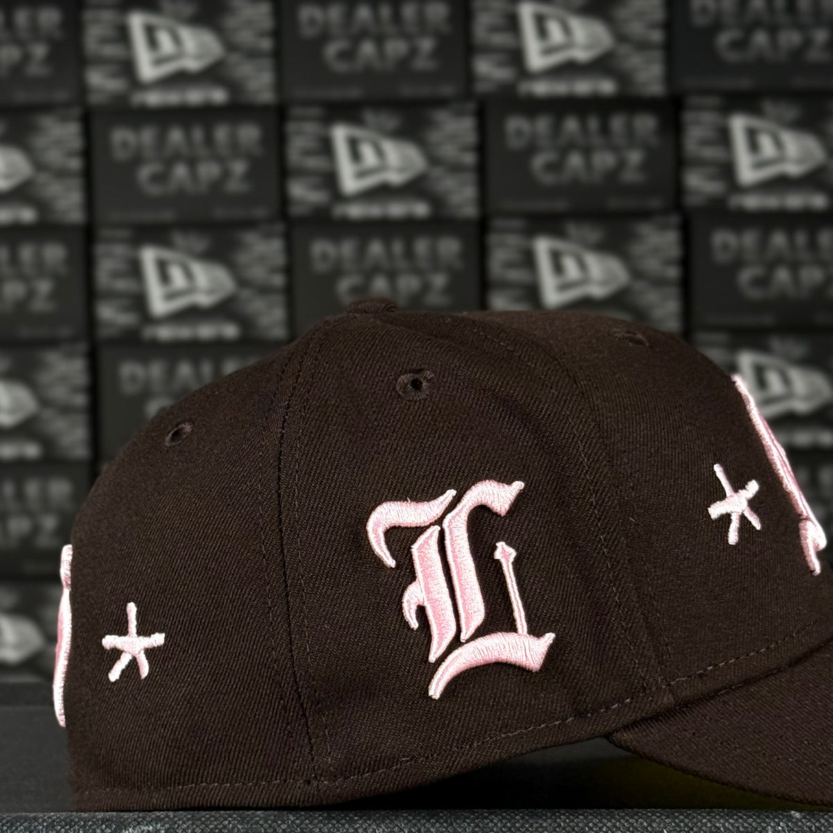 NEW ERA x MORA “LO MISMO DE SIEMPRE”