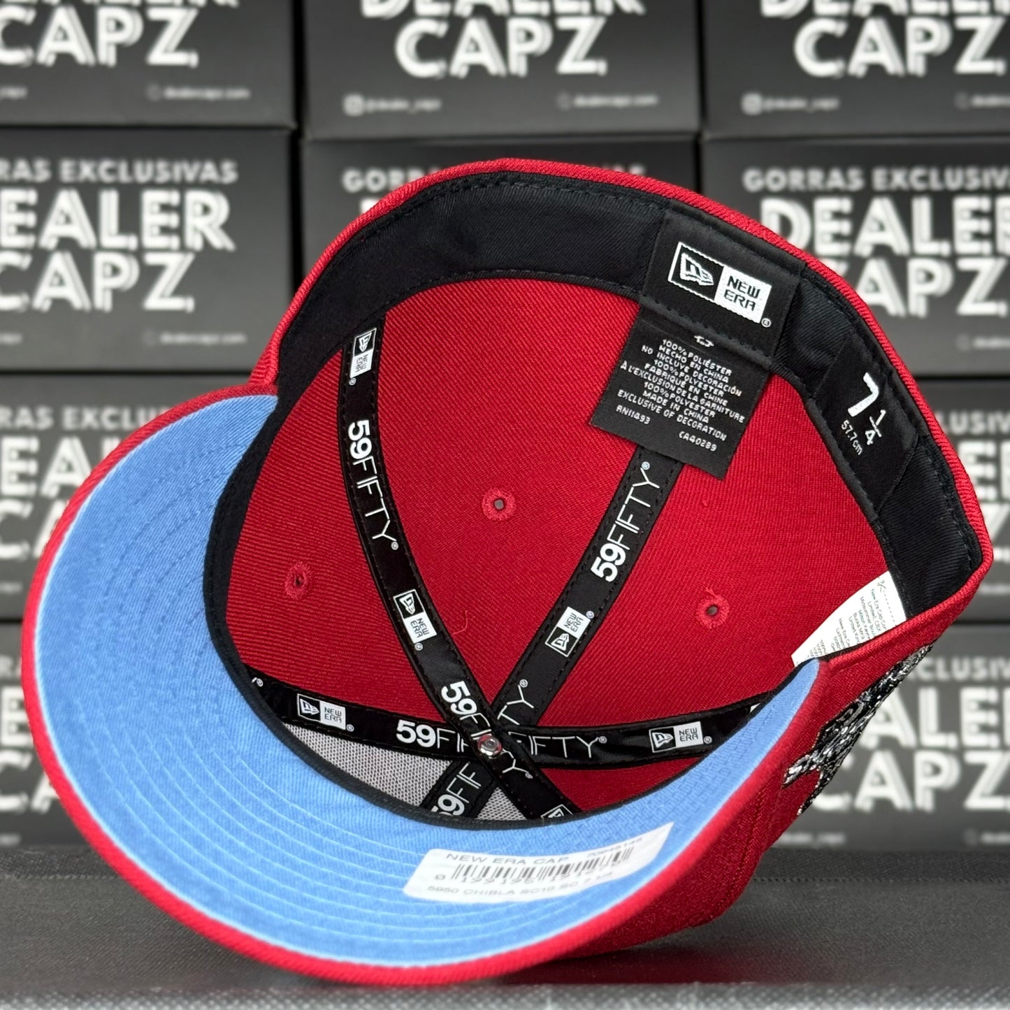 7 1/4 • 7 1/2 CHICAGO BLACKHAWKS