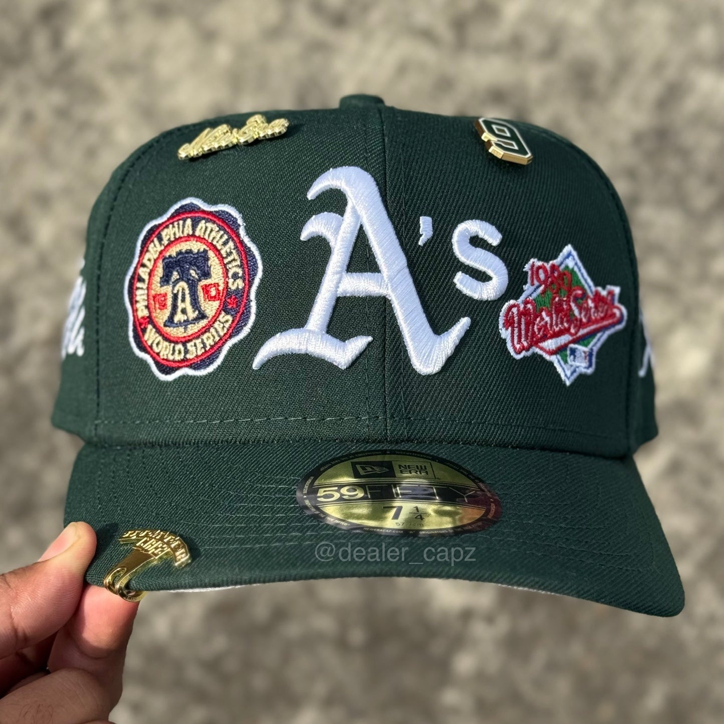 7 1/8 • OAKLAND ATLETICS WORLD CHAMPIONS