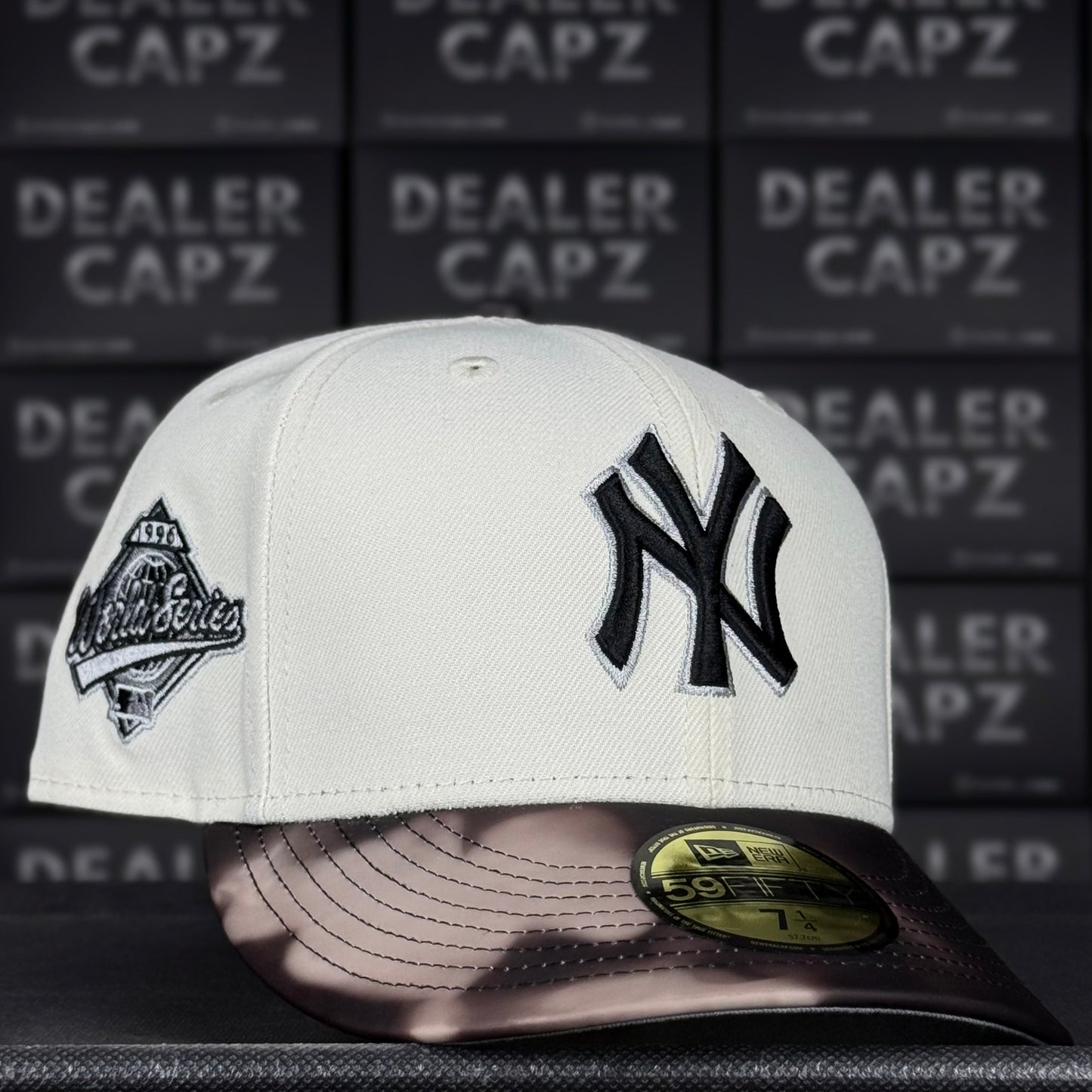 NY YANKEES “COLOR CHANGING”