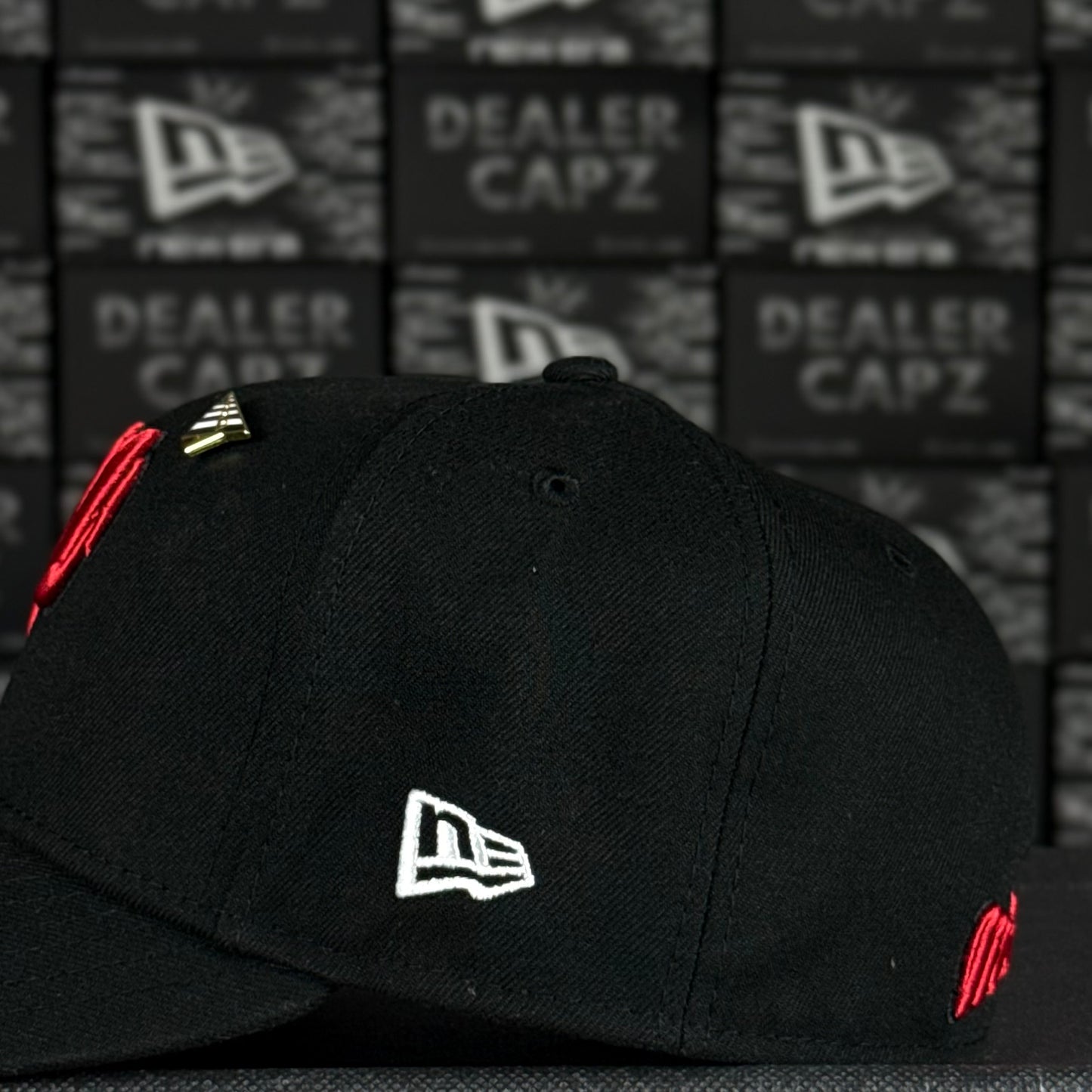 DIABLOS ROJOS x PAPER PLANES x CANO