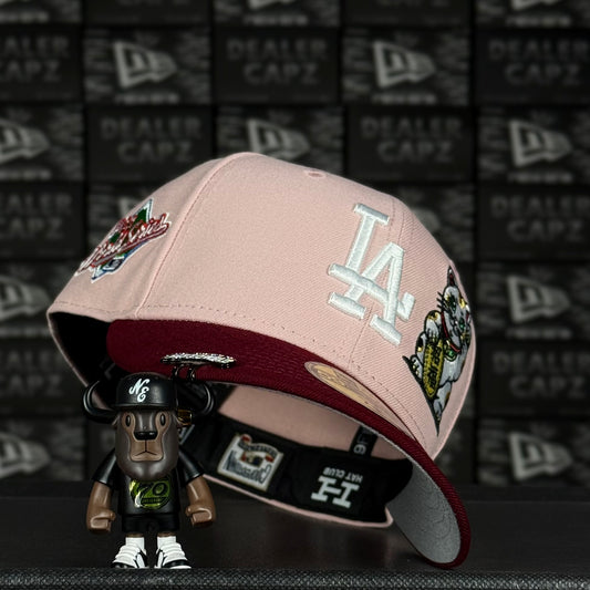 LA DODGERS “CAT MANEKI-NEKO”
