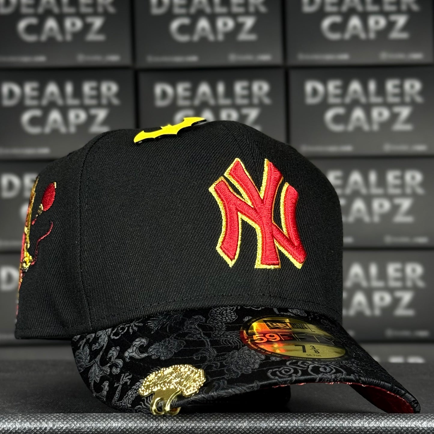 NEW YORK YANKEES “DRAGÓN DANCE”