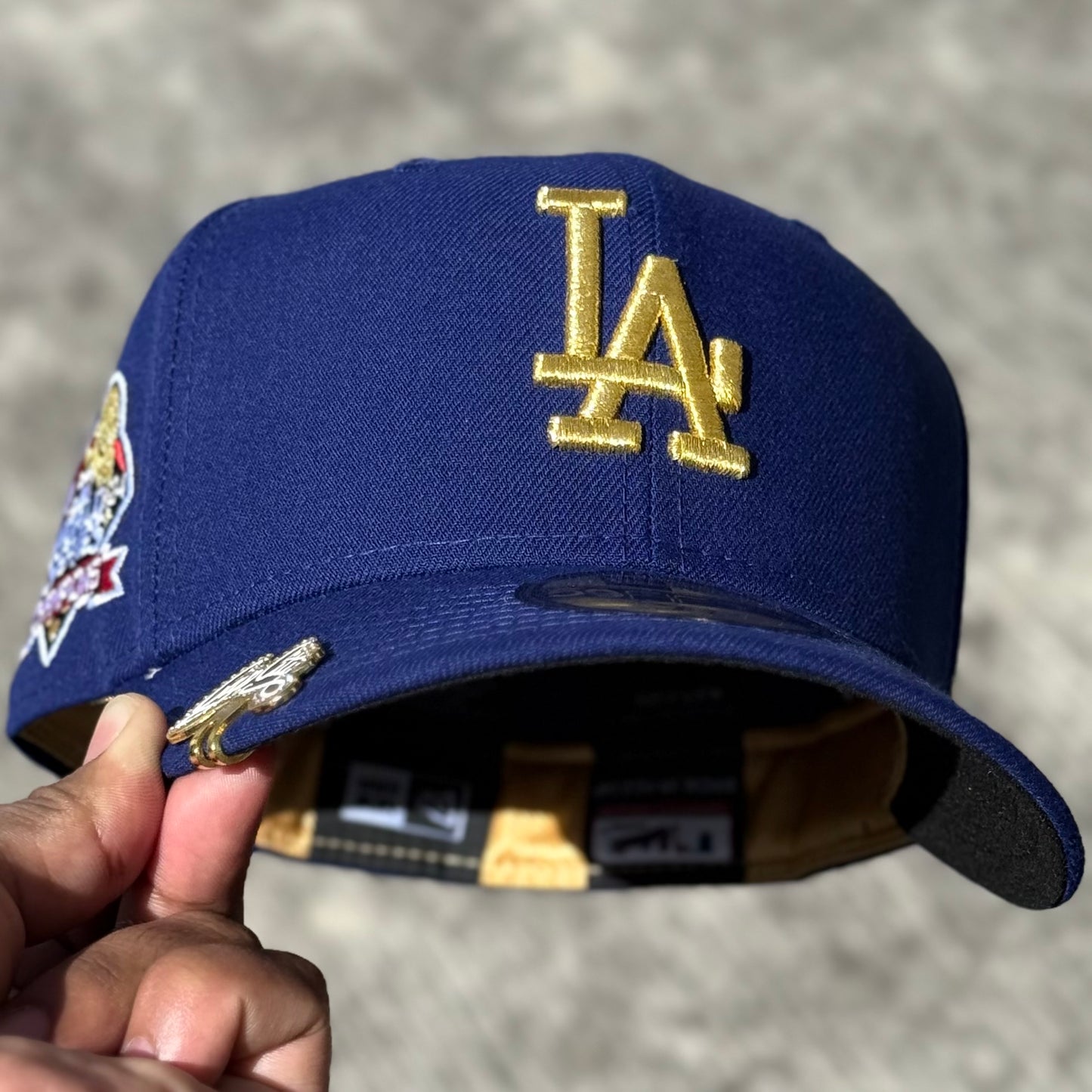 7 1/8 • 7 1/4 • 7 3/8 LA DODGERS GOLD