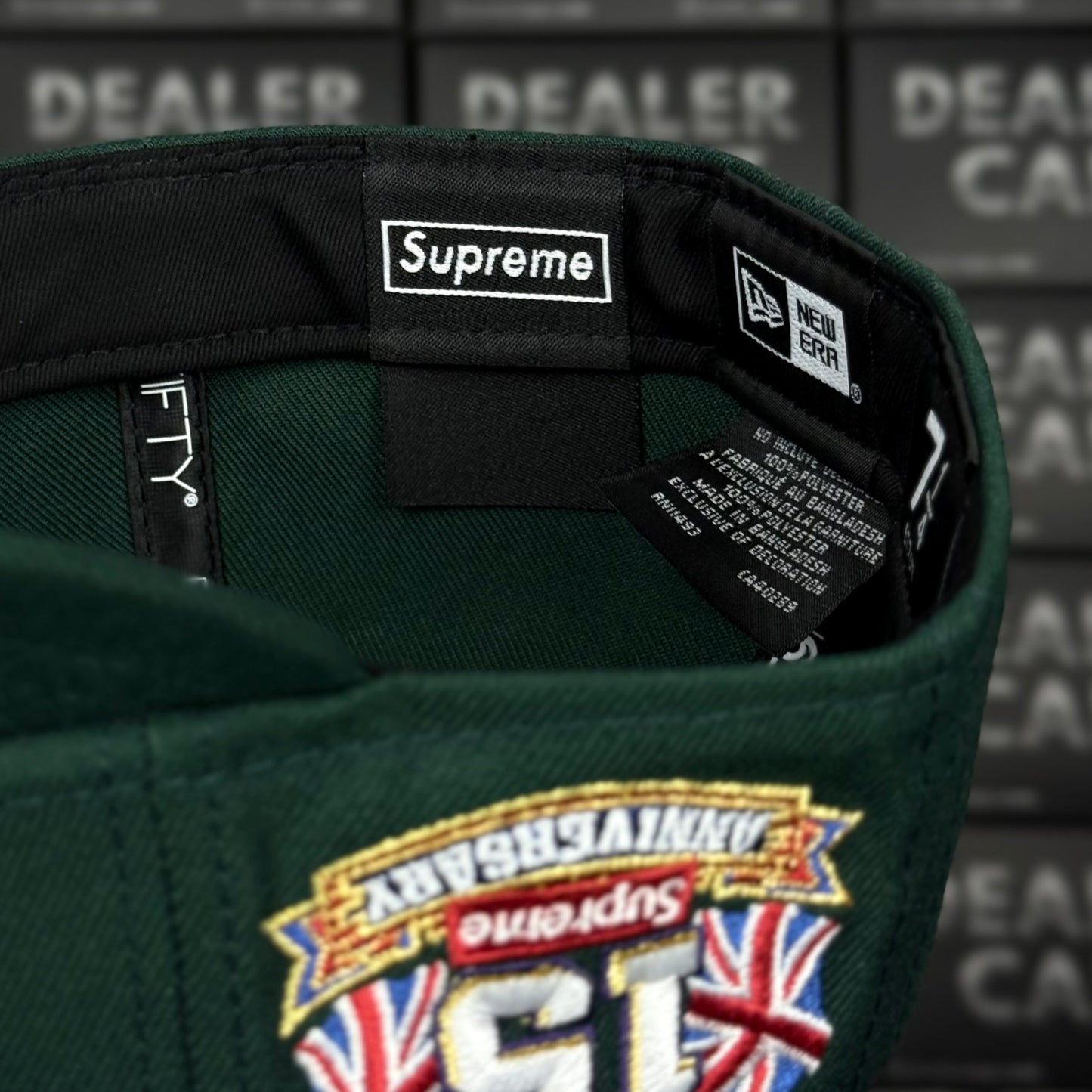 SUPREME BOX LOGO “LONDON”