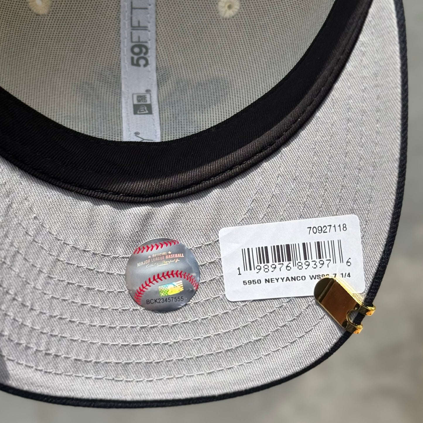 7 1/8 • 7 3/8 NY YANKEES ROSA