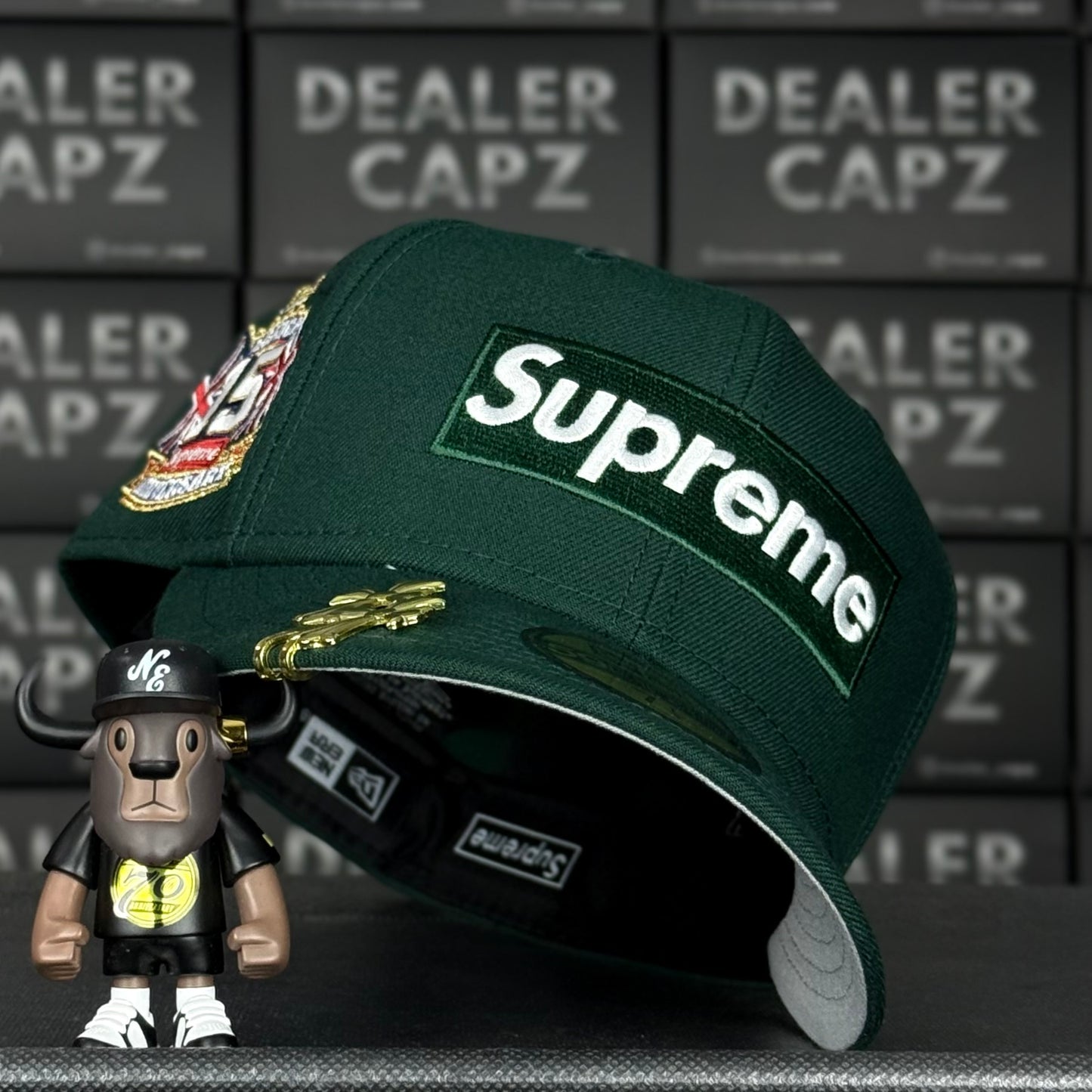 SUPREME BOX LOGO “LONDON”