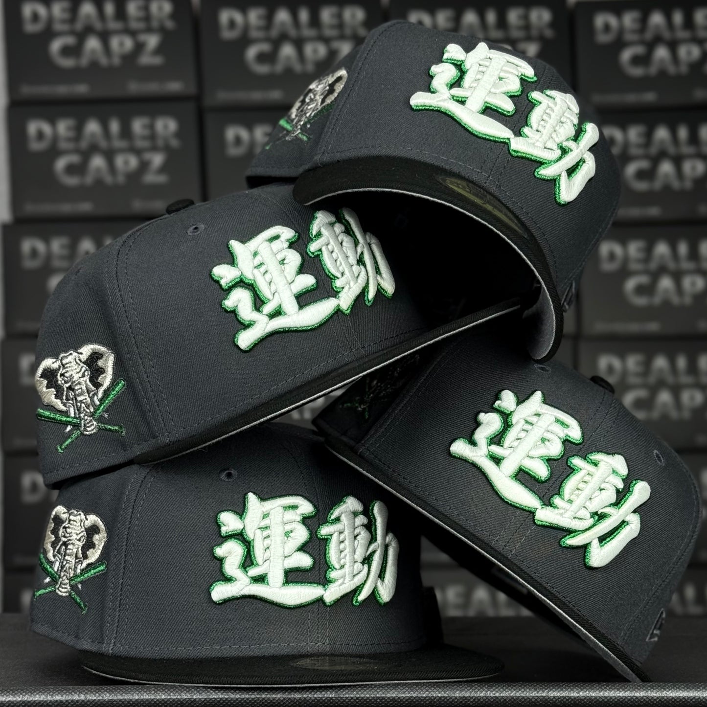 OAKLAND ATHLETICS KANJI (glow in the dark)