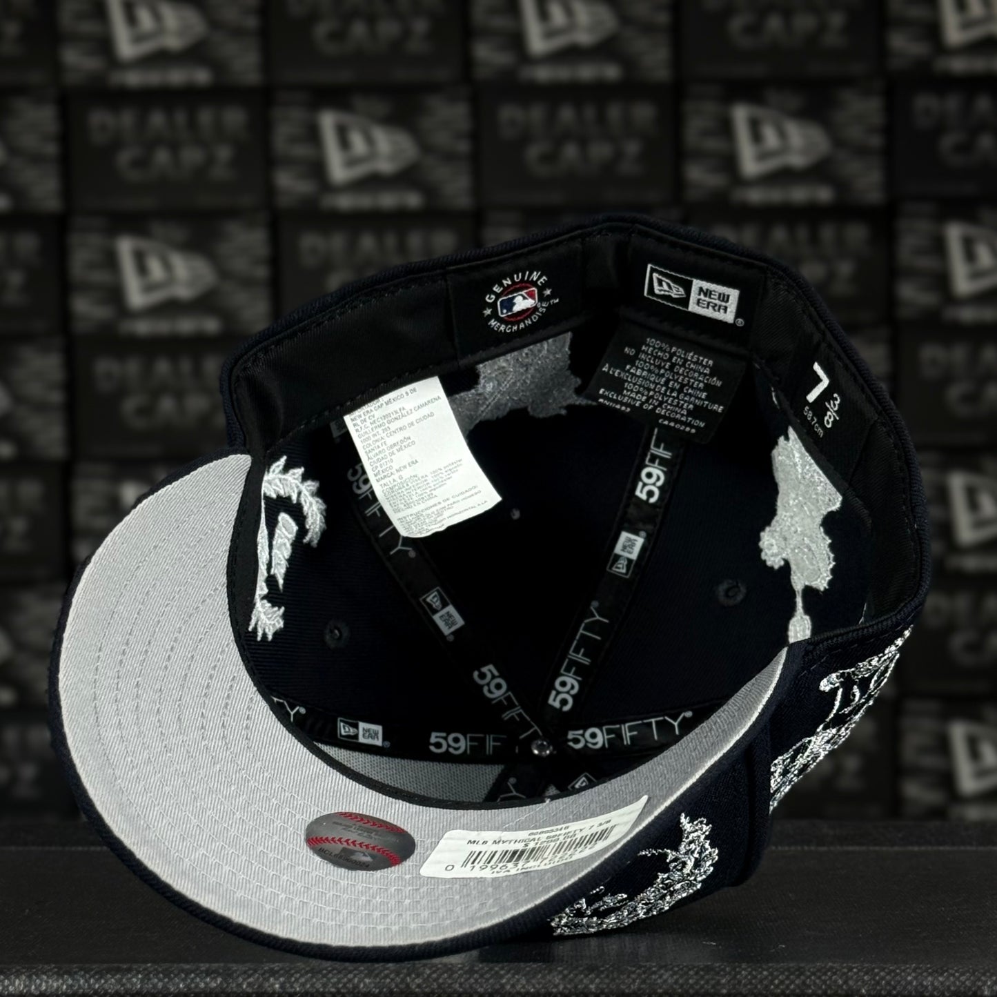 NEW YORK YANKEES “MYTHICAL”