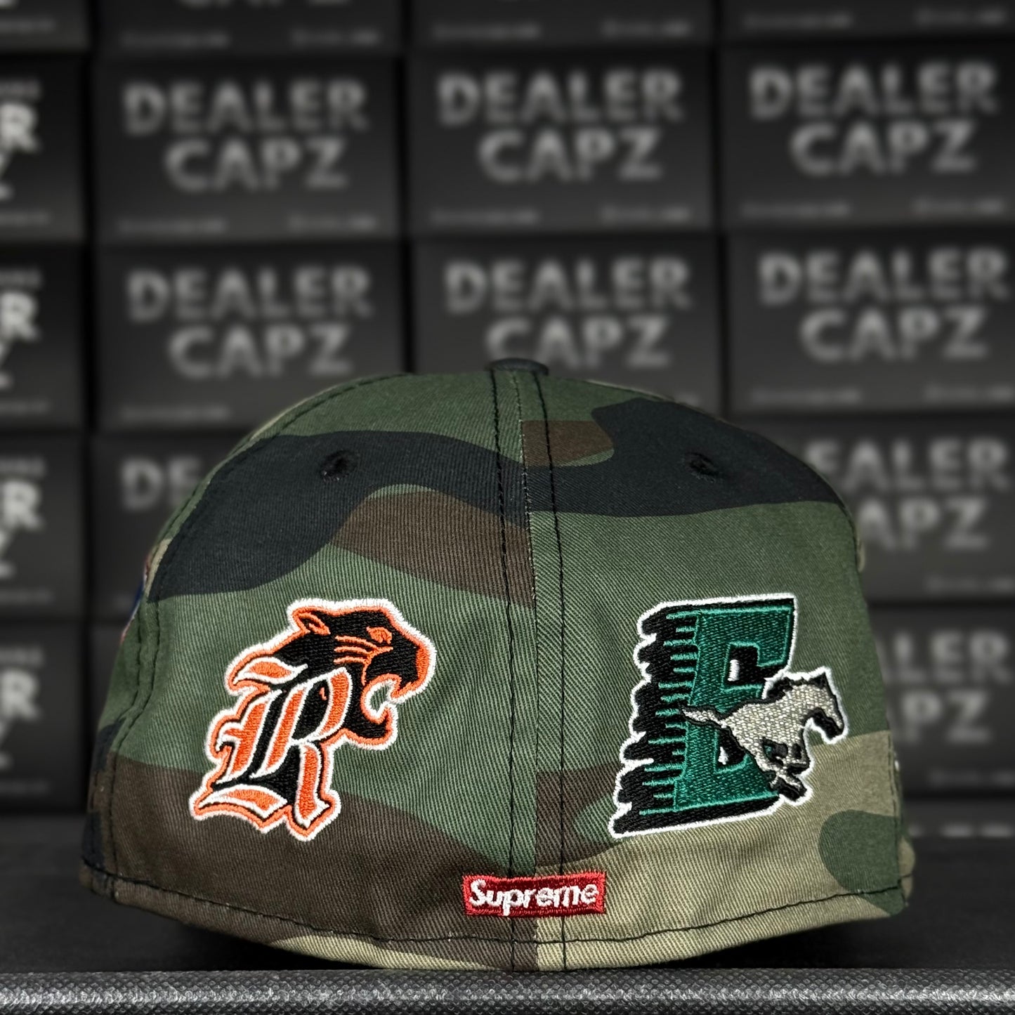 SUPREME “THE MASCOTS LOGOS”