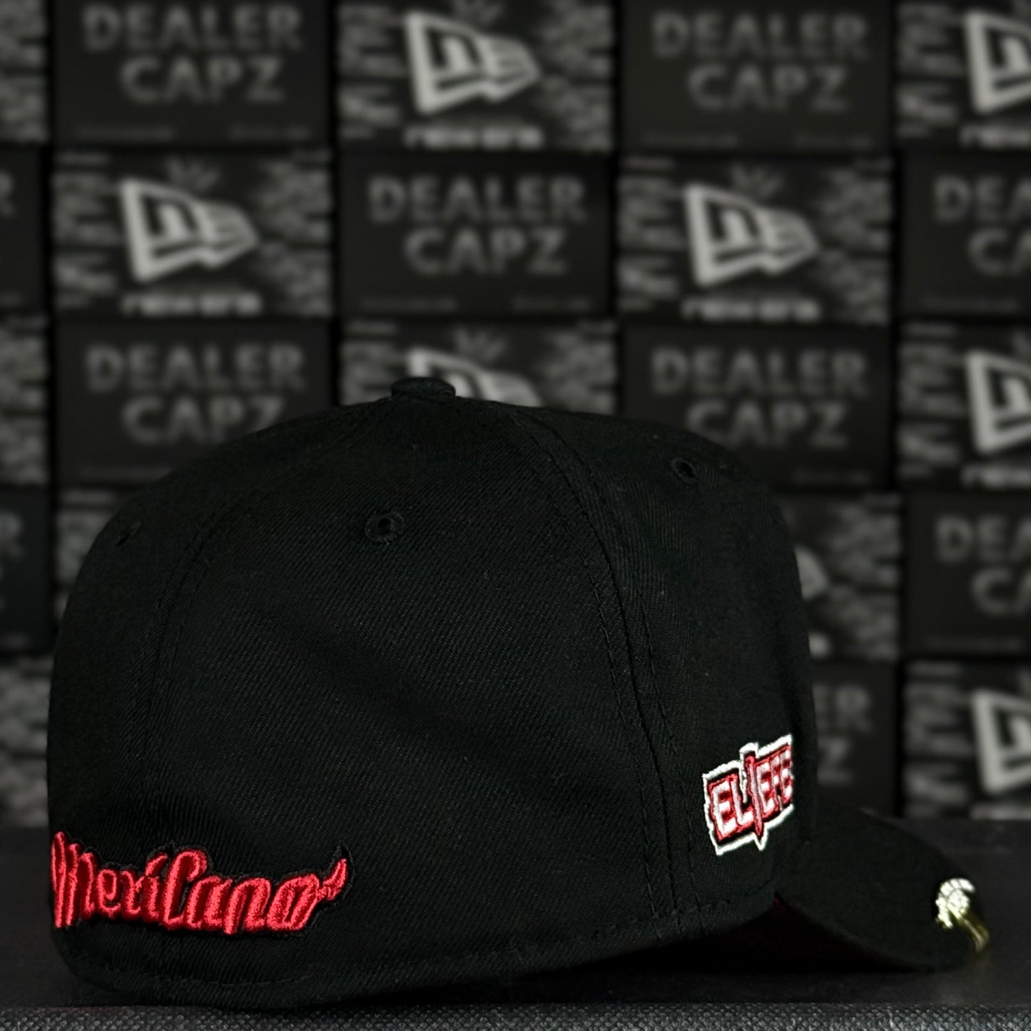 DIABLOS ROJOS x PAPER PLANES x CANO