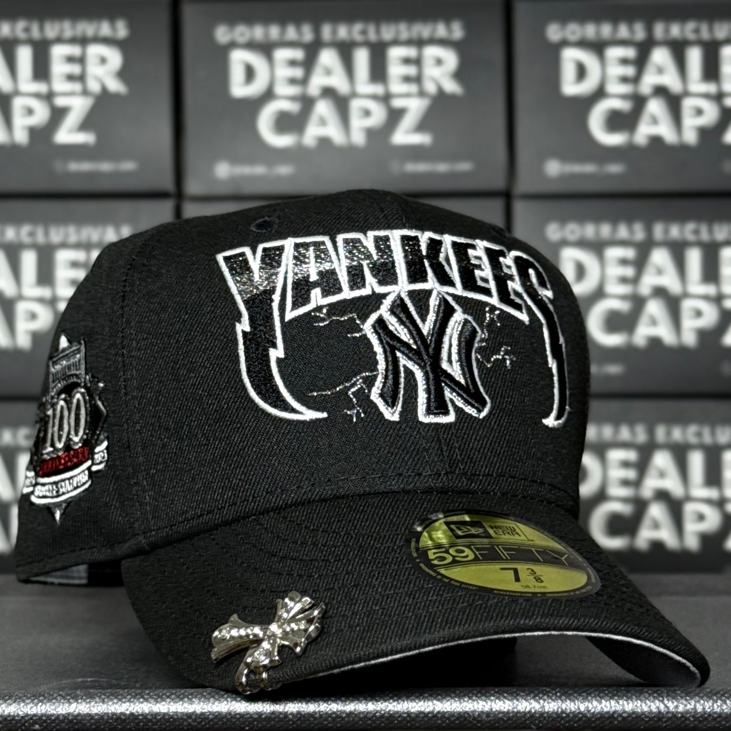 NY YANKEES METALLICA