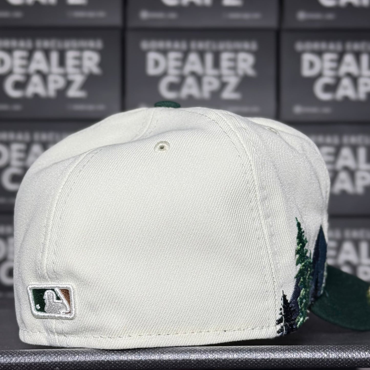 ATHLETICS OAKLAND OUTDOOR