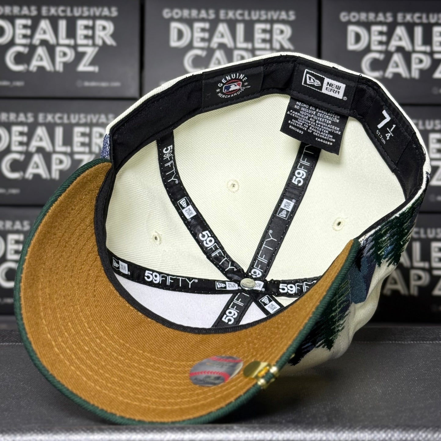 ATHLETICS OAKLAND OUTDOOR