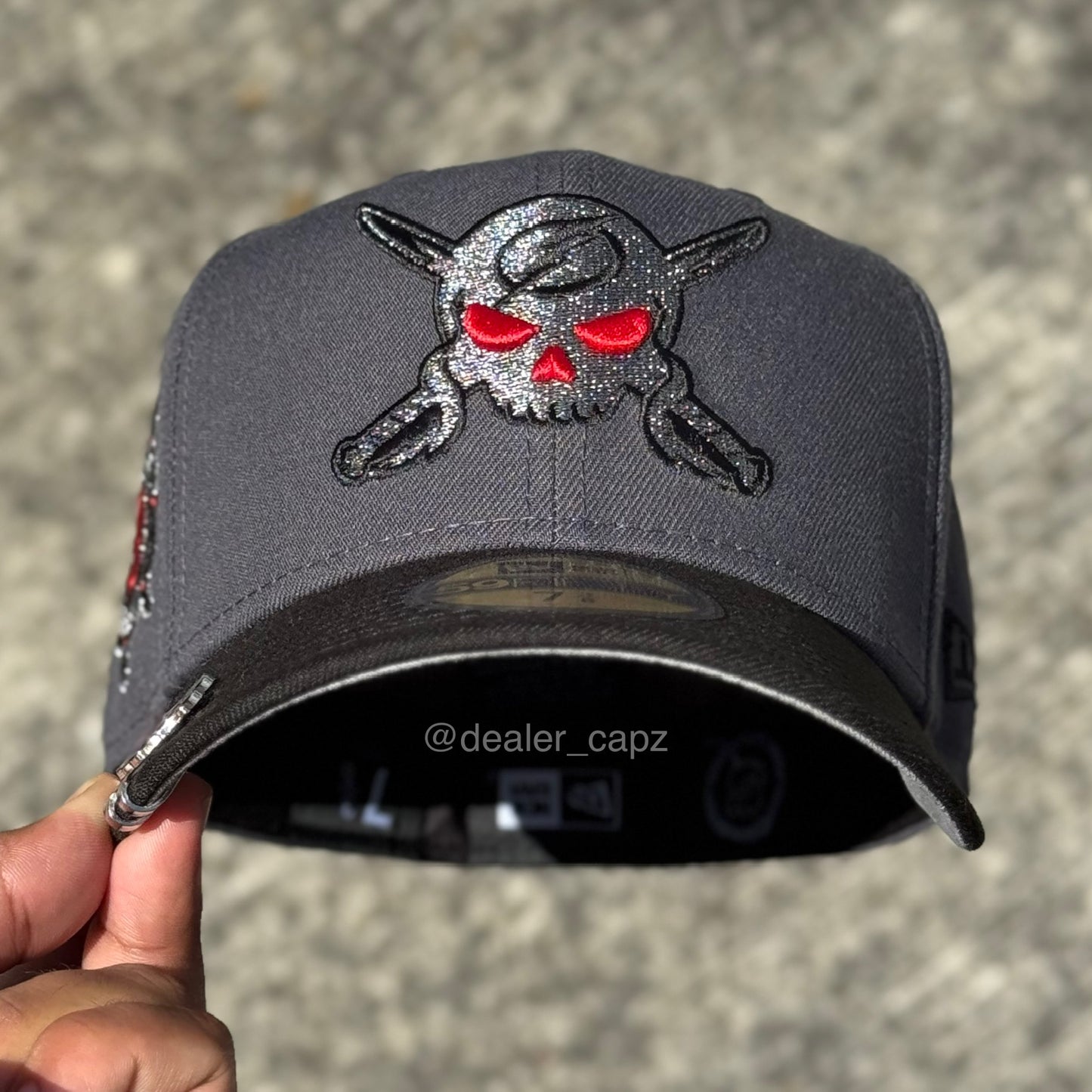 7 • 7 1/8 • 7 3/8 BOLTS GASPARI